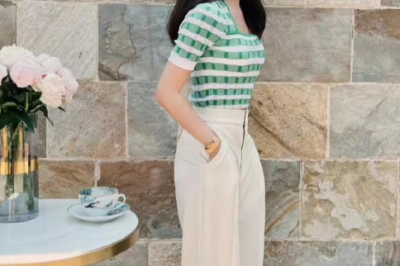 杨采钰白格方领针织短袖搭配白色垂感长裤，呈现出优雅清新的时尚感