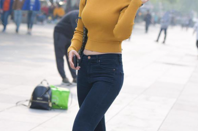 穿牛仔裤轻松穿出时尚感