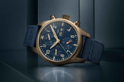 IWC万国表推出全新41毫米青铜材质飞行员计时腕表
