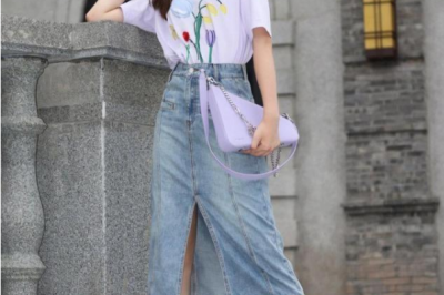 这4套基础款的日常穿搭，简单时尚