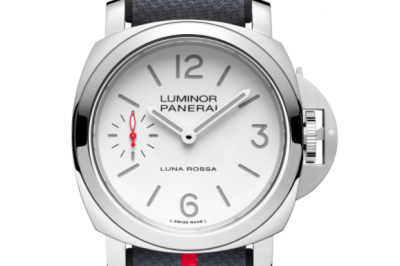 Panerai特别推出一枚新作品——「LuminorLunaRossaPAM01342」小三针腕表