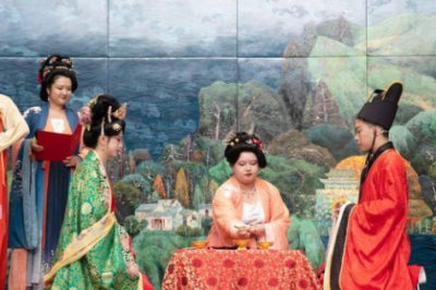 “岐海诗韵”创意诗舞服饰展演在中山举行，揭开古香山文化的神秘面纱