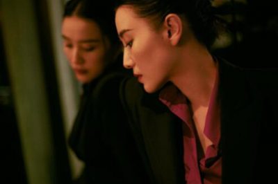 与 SPORTMAX 一起闪耀 2022 年的秋冬