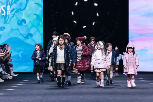 亲子达人齐聚上海时装周，演绎高梵KIDS冬日新装